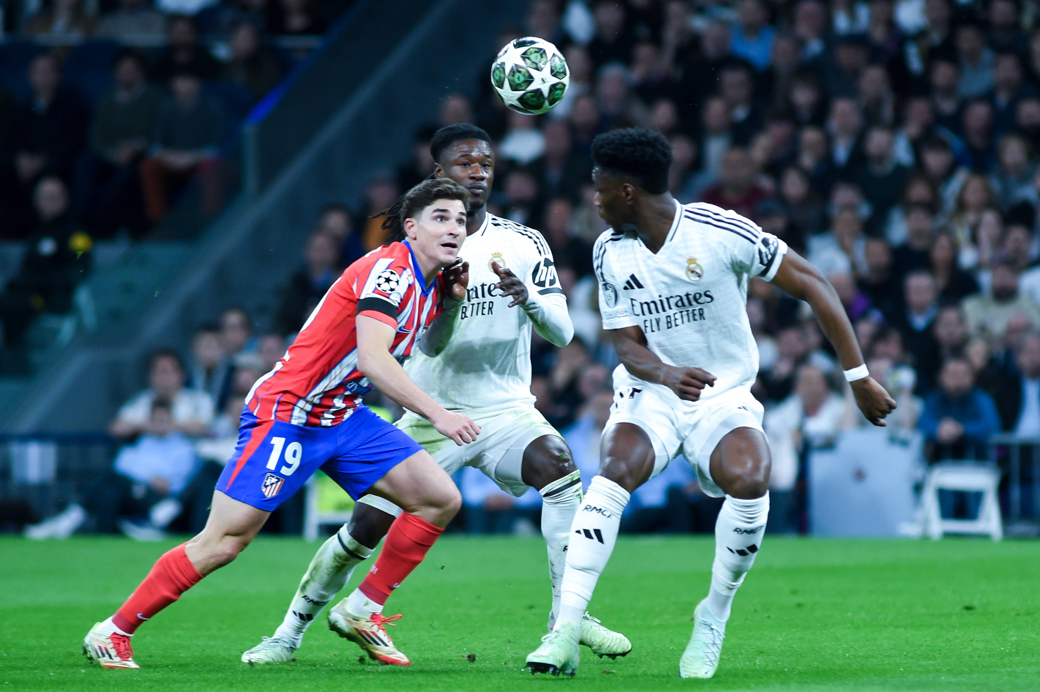 开云体育官网-赛前体能课后，法兰克福临场应变备战国王杯，震撼外界，赛程密集仍需轮换(wtt法兰克福男单决赛)