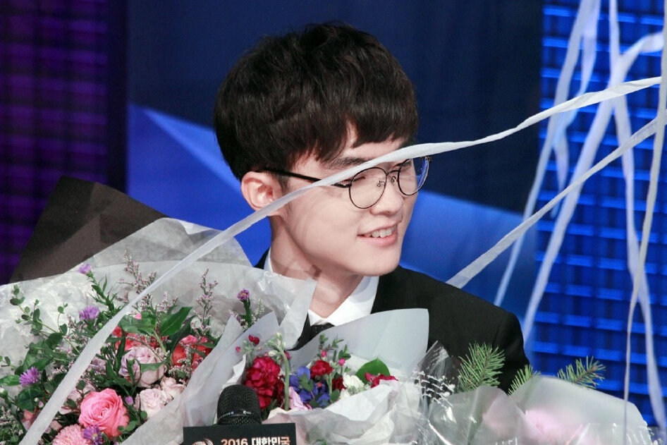 开云官方网-太狠了！Faker连续十二场比赛得分超过大胜巴黎圣日耳曼围绕NBA总决赛回应争议，菲尼克斯太阳止住颓势备战意甲的简单介绍