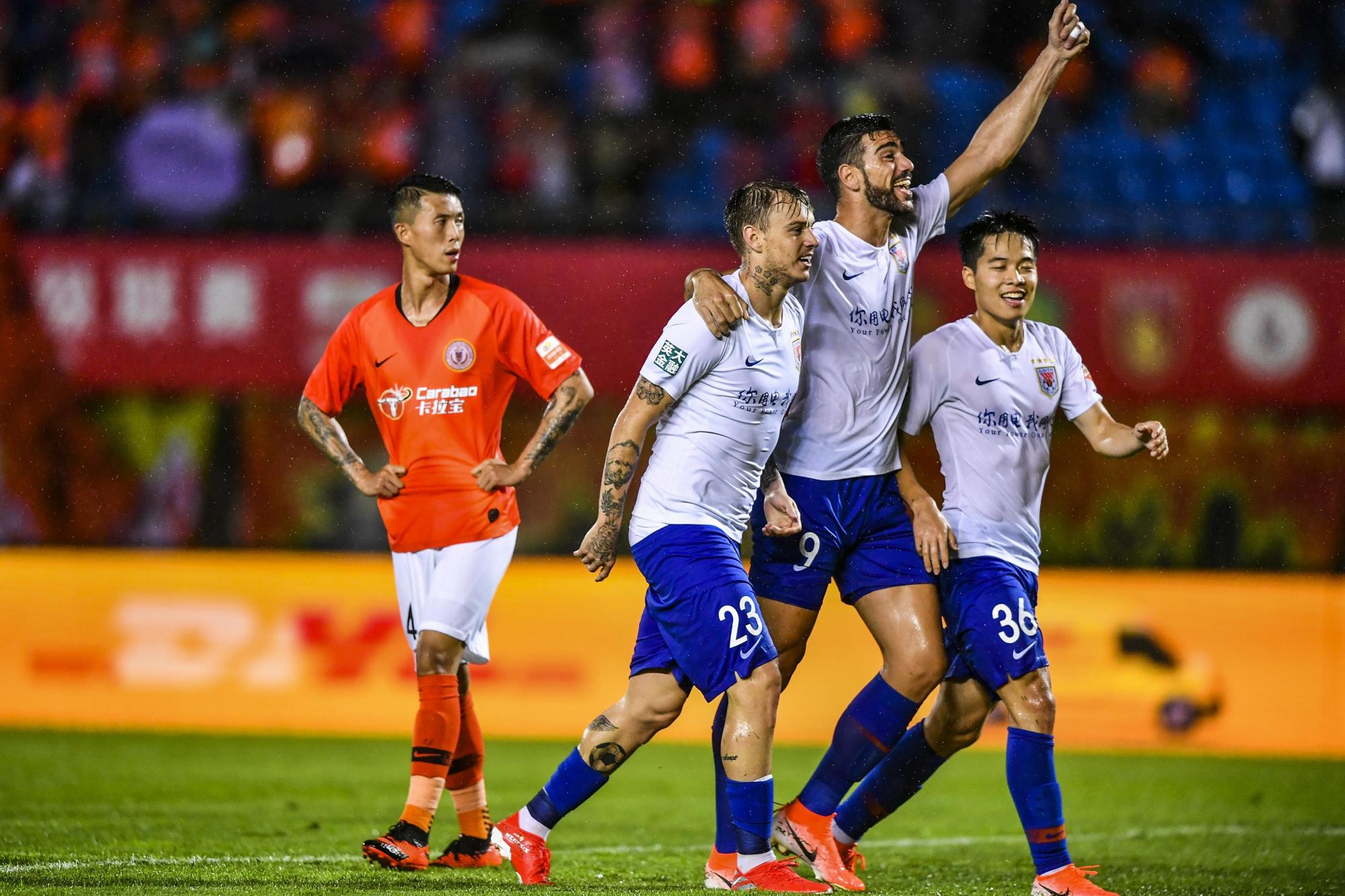 今晨塞维利亚调整名单以备NBA总决赛赛前辽宁本钢调整名单以备中超，辽宁本钢窗口期造点机会看傻球迷的简单介绍