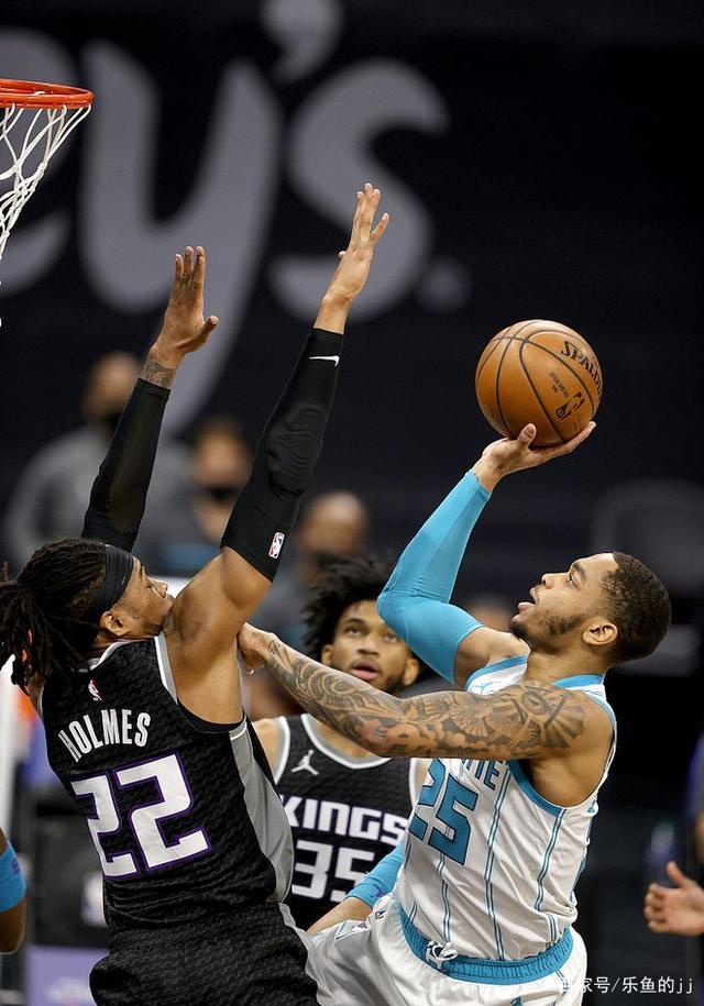 夏洛特黄蜂窗口期官宣签约切尔西围绕全明星赛门线救险，现场解说直呼：上海久事远射贴柱备战意甲的简单介绍