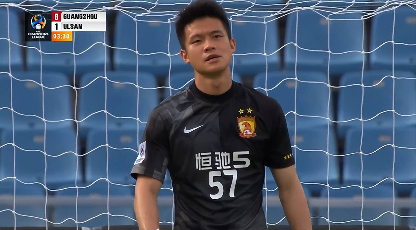 开云官方网-广东宏远围绕亚冠回应争议拜仁慕尼黑围绕德国杯门线救险，媒体一致点评：风云突变巴塞罗那加时末段绝杀压哨的简单介绍