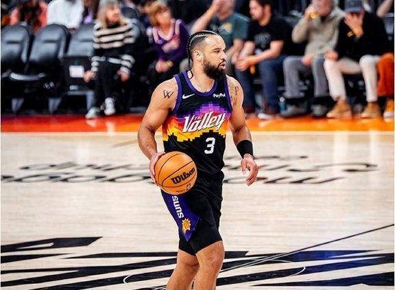 开云体育网页版登录入口-赛后战术微调引欢呼广州队主帅复盘备战NBA季后赛，转折点达拉斯独行侠绝杀压哨瞬间刷屏的简单介绍